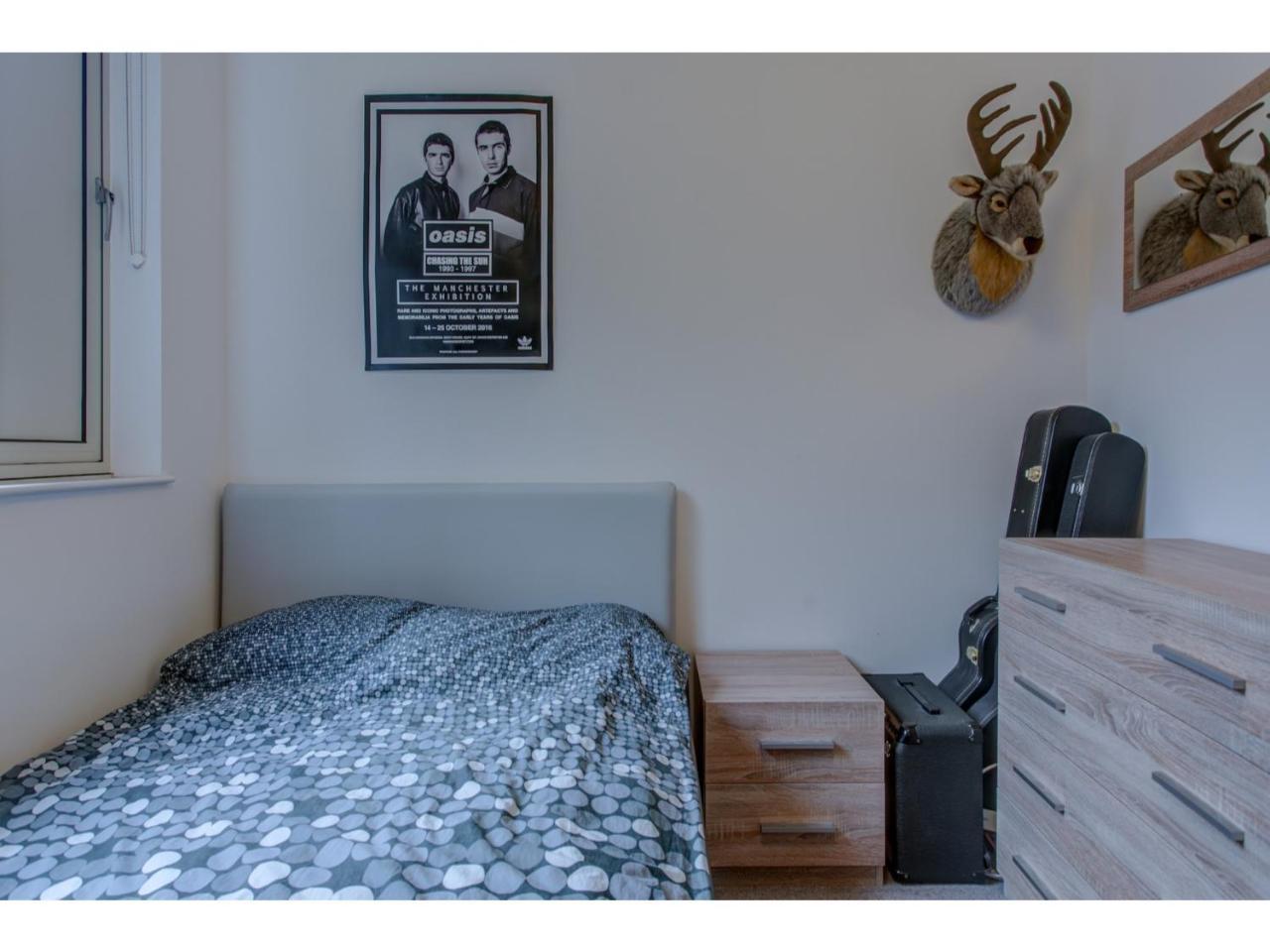 Stylish And Charming Apt For Up To 4, Manchester Apartment Ngoại thất bức ảnh